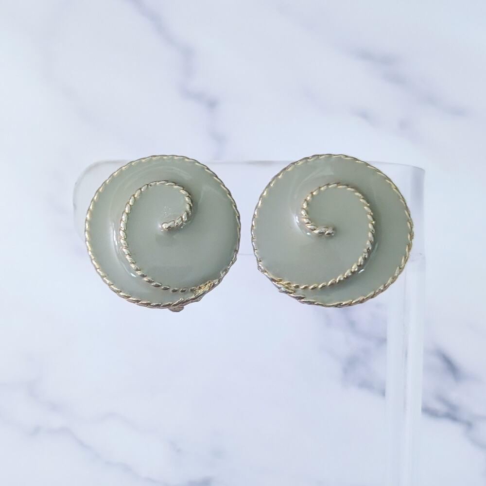 Vintage Clip On Earrings Muted Green & Gold Tone Retro Statement 1"